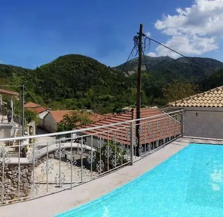 וילה Eglouvi Englouvi